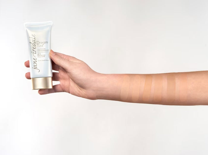 Dream Tint® Tinted Moisturiser (SPF 15)