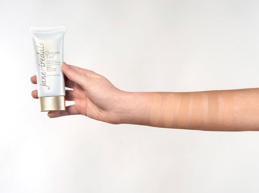 Dream Tint® Tinted Moisturiser (SPF 15)